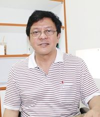 Dr. Watcharawet Thongsuk says gold card holders will now be able to receive free dental, medical and preventative care treatment in Pattaya, even if they are not registered here.